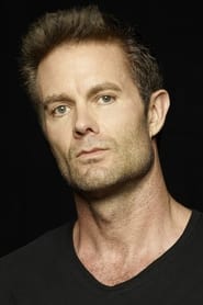 Garret Dillahunt is Wendell