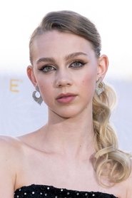 Elle Graham is Young Edie