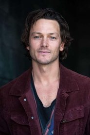 Benjamin Hoetjes is John Young