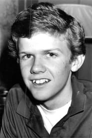 Robert MacNaughton is Michael