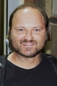 Sebastian Stankiewicz is Ross
