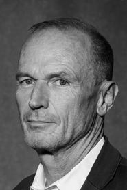 Toby Huss is Captain Ed