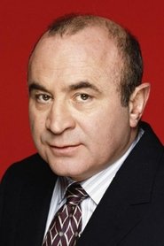 Bob Hoskins is Eddie Valiant