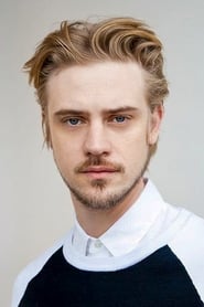 Boyd Holbrook is Pierce